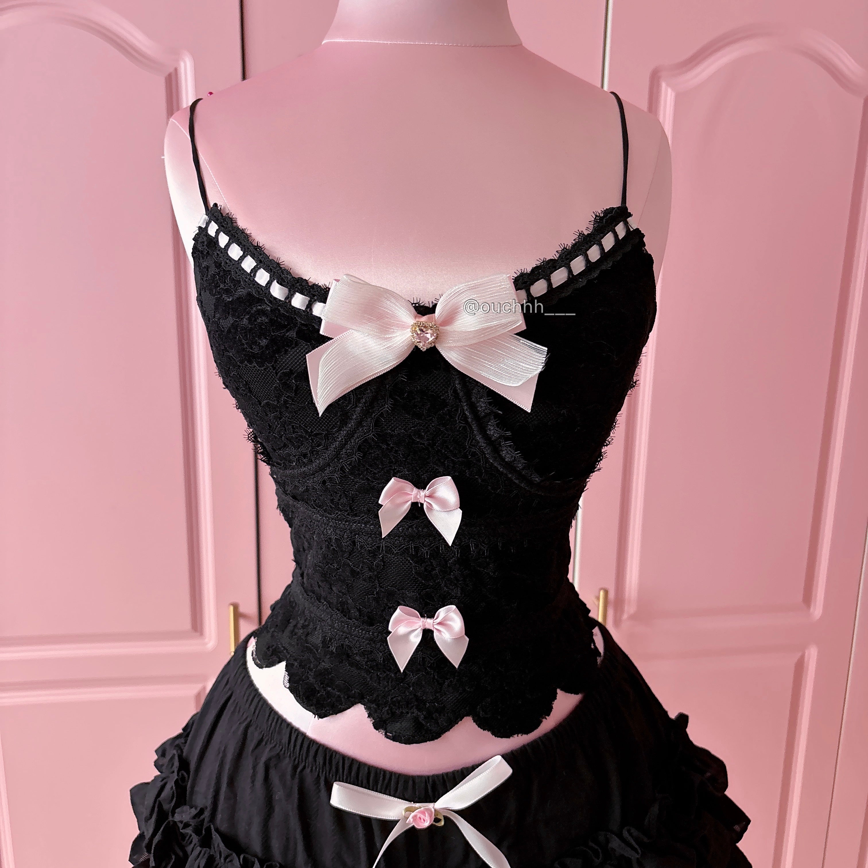 Angel's Serenade Bow Lace Cami Top (Black)