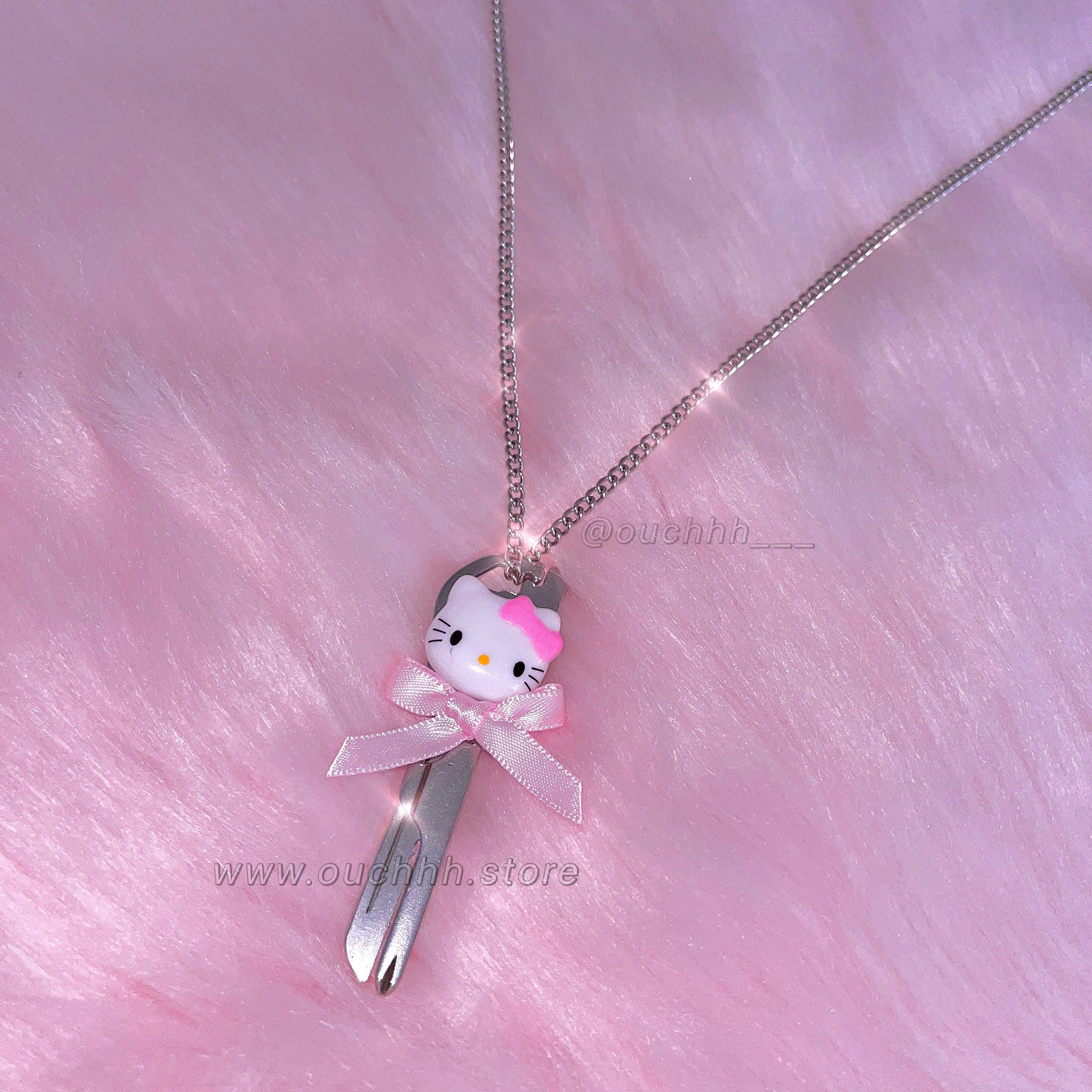 Ribbon Kitty Utili key Necklace