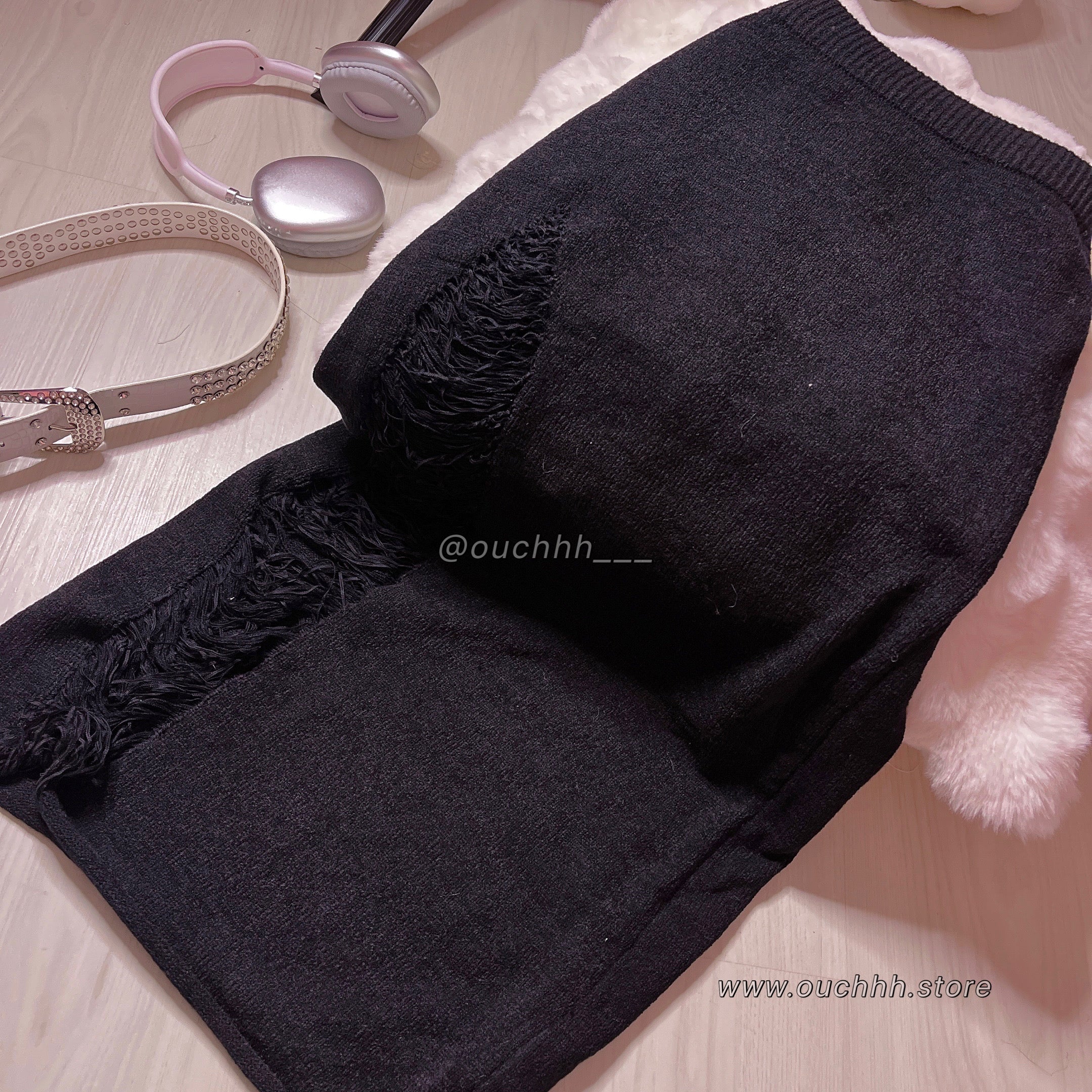 Ripped Knitted Long Skirt