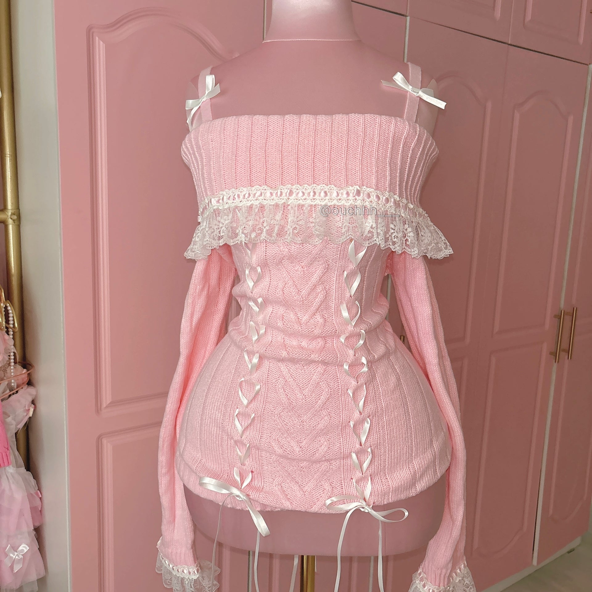 Cable Knit Ribbon Lace up Handmade Sweater (Pink)